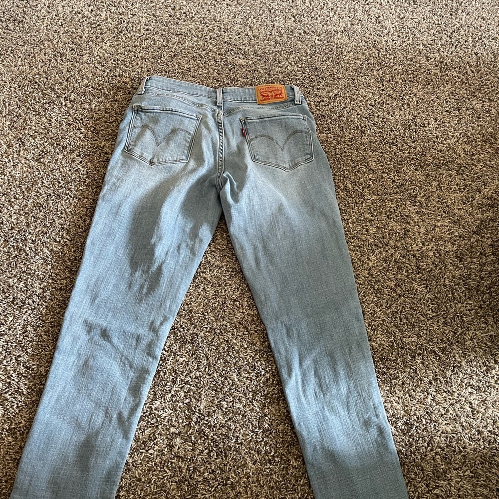 Levi jeans
